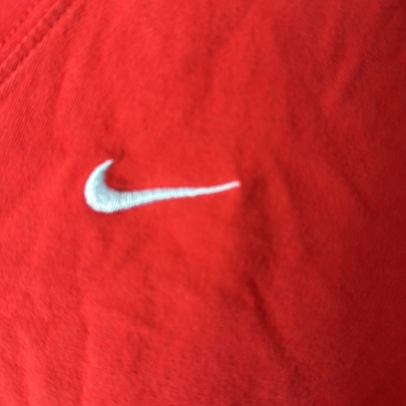 Nike size xl, coral in color - Picture 3 of 5